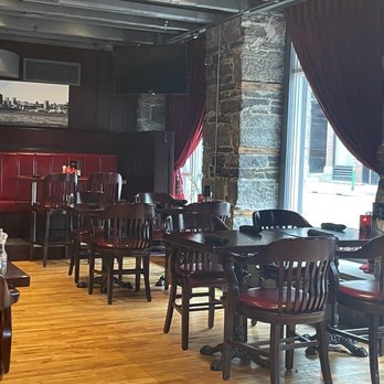 Bâton Rouge Steakhouse & Bar - One of several dining area's - Steakhouses Near Me - Halifax, Nova Scotia Bâton Rouge Steakhouse & Bar - One of several dining area's - Steakhouses Near Me - Halifax, Nova Scotia