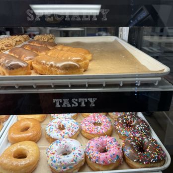 Glaze Doughnuts - Donuts Near Me - Las Vegas, Nevada Glaze Doughnuts - Donuts Near Me - Las Vegas, Nevada