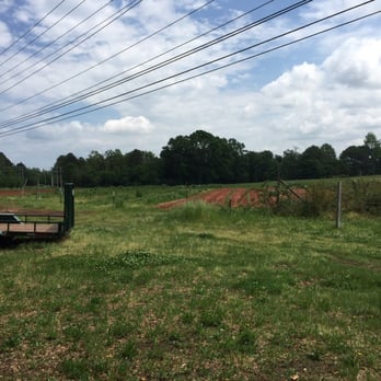 Old Store Produce - Farm fresh! - Fruits & Veggies Near Me - Huntersville, North Carolina Old Store Produce - Farm fresh! - Fruits & Veggies Near Me - Huntersville, North Carolina