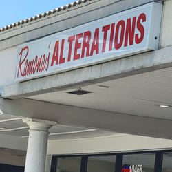 Ramona's Alterations - Exterior signage