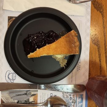 Der Dutchman - Cheese Cake with Blue Berries - Bakeries Near Me - Sarasota, Florida Der Dutchman - Cheese Cake with Blue Berries - Bakeries Near Me - Sarasota, Florida