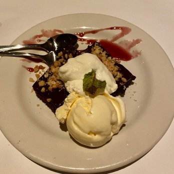 Bonefish Grill - Melt in your mouth brownie with ice cream - Seafood Near Me - Greensboro, North Carolina Bonefish Grill - Melt in your mouth brownie with ice cream - Seafood Near Me - Greensboro, North Carolina