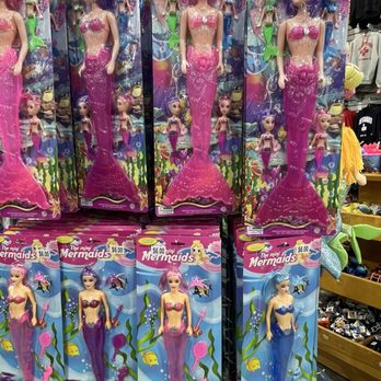 Breeza Beachwear - Souvenir Shops Near Me - Hollywood, Florida Breeza Beachwear - Souvenir Shops Near Me - Hollywood, Florida