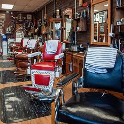 The Gentlemen's Shop & Shave Parlour - Classic barbershop in Vernon, BC
