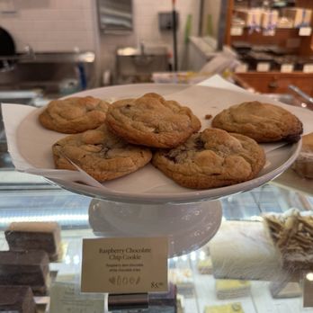L.A. Burdick Handmade Chocolates - Desserts Near Me - Chicago, Illinois