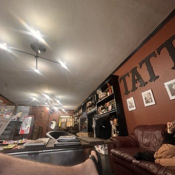 Foolish Pride 2 Tattoo Company - Lounge - Piercing Near Me - Clearwater, Florida Foolish Pride 2 Tattoo Company - Lounge - Piercing Near Me - Clearwater, Florida