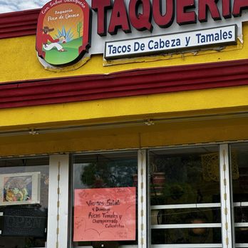 Pizca De Oaxaca Taqueria - Restaurant sign and weekend menu - Mexican Near Me - Irving, Texas Pizca De Oaxaca Taqueria - Restaurant sign and weekend menu - Mexican Near Me - Irving, Texas