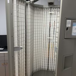 Poblete Dermatology - Phototherapy booth