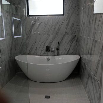 Golden Cleaning Service - Post-construction bathroom thoroughly cleaned, removing all dust and debris for a pristine finish - Home Cleaning Near Me Golden Cleaning Service - Post-construction bathroom thoroughly cleaned, removing all dust and debris for a pristine finish - Home Cleaning Near Me