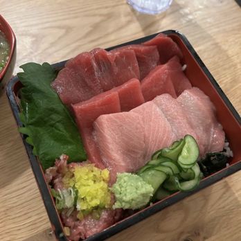 Waraku - Tuna Bowl - Izakaya Near Me - Torrance, California Waraku - Tuna Bowl - Izakaya Near Me - Torrance, California
