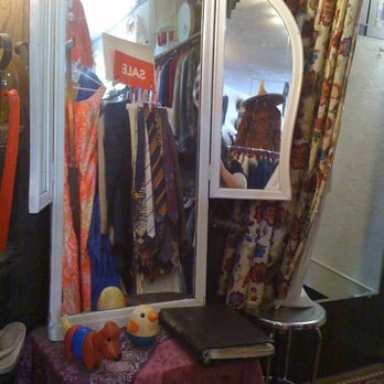 Deja Vu Vintage Clothing - Used, Vintage & Consignment Near Me - Winter Park, Florida Deja Vu Vintage Clothing - Used, Vintage & Consignment Near Me - Winter Park, Florida