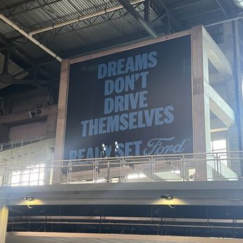 Ford Field - Stadiums & Arenas Near Me - Detroit, Michigan Ford Field - Stadiums & Arenas Near Me - Detroit, Michigan