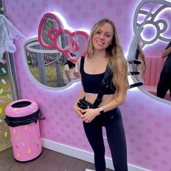Hello Kitty Cafe - Instagram @gmeysfood - Themed Cafes Near Me - Las Vegas, Nevada Hello Kitty Cafe - Instagram @gmeysfood - Themed Cafes Near Me - Las Vegas, Nevada