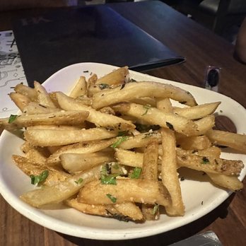 Yard House - Truffle fries appetizer - New American Near Me - Sacramento, California Yard House - Truffle fries appetizer - New American Near Me - Sacramento, California