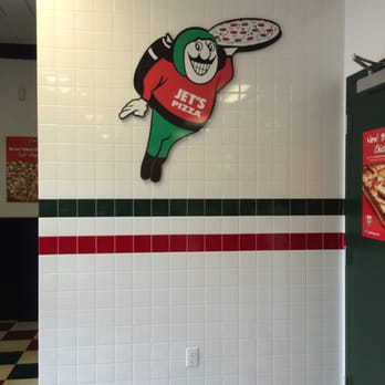Jet's Pizza - Wall art - Pizza Near Me - Fort Myers, Florida