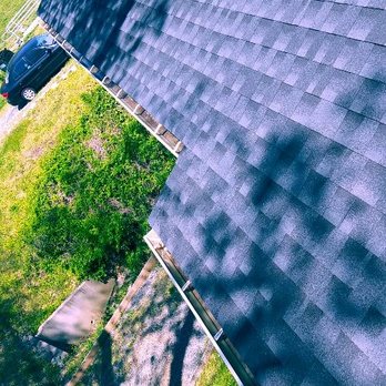 Julian's Landscape and Property Maintenance - Gutter cleaning - Lawn Services Near Me Julian's Landscape and Property Maintenance - Gutter cleaning - Lawn Services Near Me