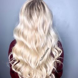 Lauren’s Beauty Bar - Color, Cut, Style by Lauren