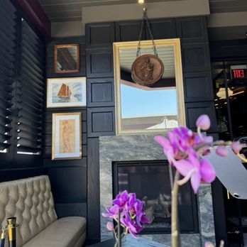 A PCH - Breakfast & Brunch Near Me - Long Beach, California A PCH - Breakfast & Brunch Near Me - Long Beach, California