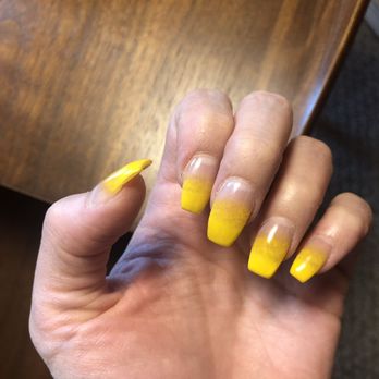 Kim Nails And Spa - Bad ombré - Nail Salons Near Me - Albuquerque, New Mexico
