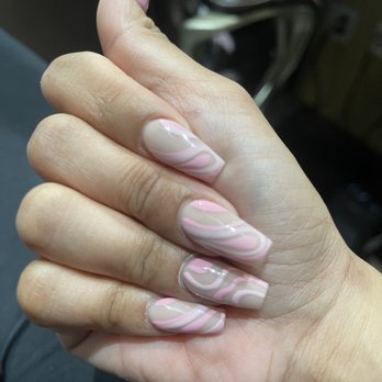 Golden Nails & Spa - Nail Salons Near Me - San Antonio, Texas