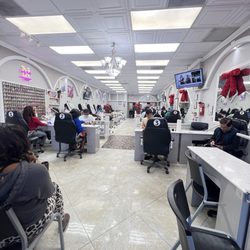 Lovely Nails - Waiting area- nail salon