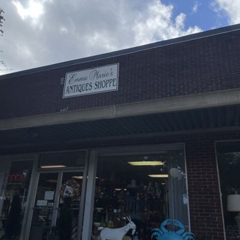 Emma Marie's Antique Shoppe - Antiques Near Me - Georgetown, South Carolina Emma Marie's Antique Shoppe - Antiques Near Me - Georgetown, South Carolina