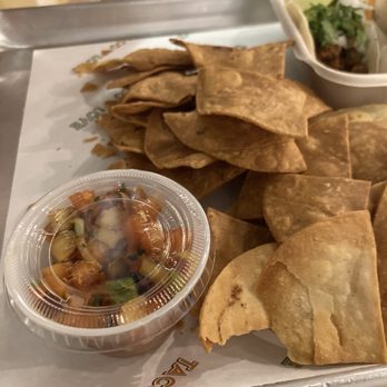 Taco Love - Chips and salsa - Tacos Near Me - Davie, Florida Taco Love - Chips and salsa - Tacos Near Me - Davie, Florida