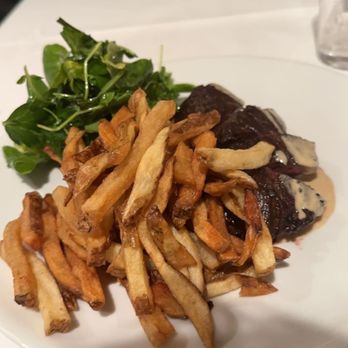 Summit House - Hanger steak - New American Near Me - Summit, New Jersey