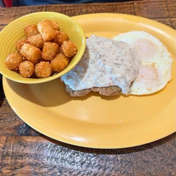 Jelly - Country Fried Steak & Eggs - Breakfast & Brunch Near Me - Dyer, Indiana