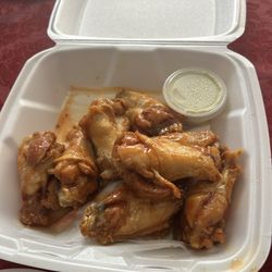 Piedmont Ale House - These wings had no flavor no brining, no seasoning please do not eat this place