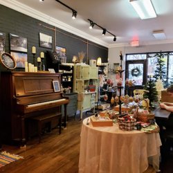 The Apothecary Kitchen - Inside Apothecary Kitchen