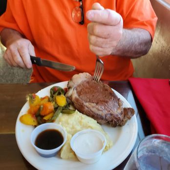 Lake Mead Cruises - Prime rib - Boat Charters Near Me - Boulder City, Nevada