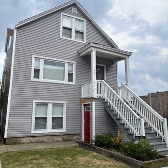 Jacobs 1 Construction - House after project (note Jacob's company was not contracted to remodel the porch) - Siding Near Me