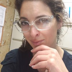Skin Harmonics - Me and my glowy super hydrated skin!