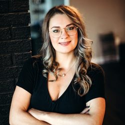 Elite Wellness & Beauty - Kelsi Bower, Stylist