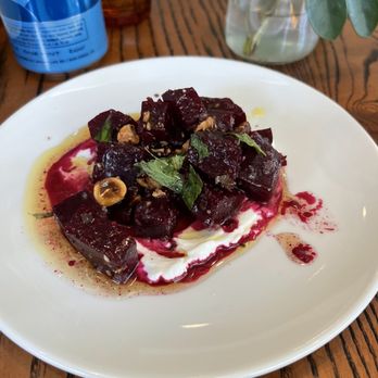 Faulisi Caffè & Enoteca - Beet salad - Pizza Near Me - Cary, North Carolina