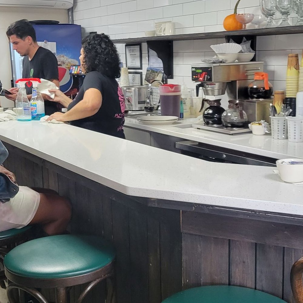 Brittany’s Cafe - Counter seating - Breakfast & Brunch Near Me - Atlantic City, New Jersey