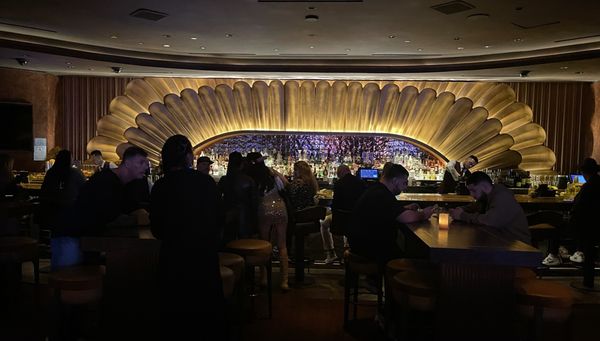 Clique Bar & Lounge by null