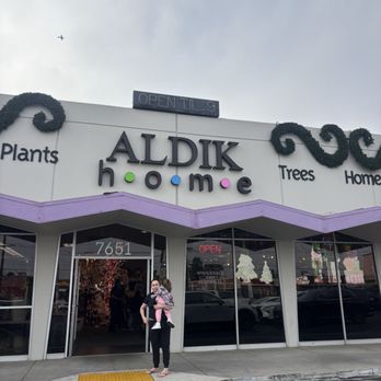 Aldik Home - Flowers & Gifts Near Me - Van Nuys, California