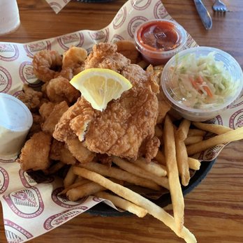 The Lobster Trap - Seafood platter - Seafood Near Me - Bourne, Massachusetts The Lobster Trap - Seafood platter - Seafood Near Me - Bourne, Massachusetts