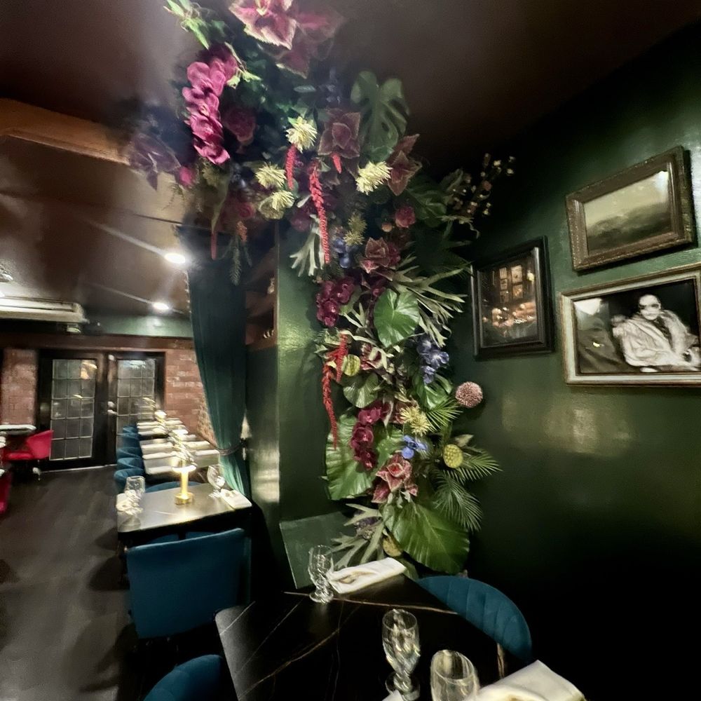S'Aimer - Lounges Near Me - New York, New York S'Aimer - Lounges Near Me - New York, New York