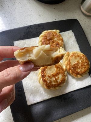 Dobre Pierogi by null