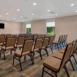 Home2 Suites by Hilton Marysville - Meeting Room