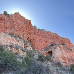 Verde Canyon Railroad - Caves in the Verde Canyon