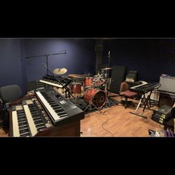 Studio155th Community Outreach &Public Media Nfp - Live room