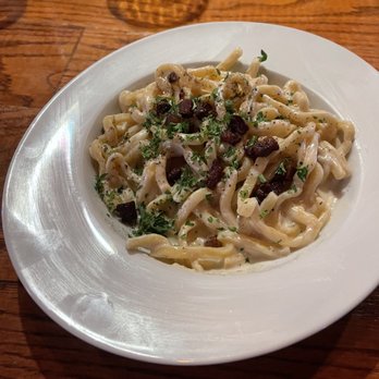 Santiago's Bodega - Pasta carbonara - Spanish Near Me - Altamonte Springs, Florida Santiago's Bodega - Pasta carbonara - Spanish Near Me - Altamonte Springs, Florida