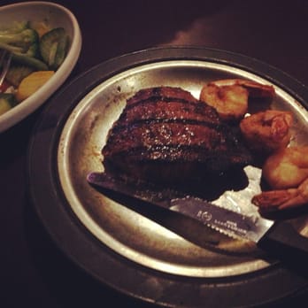 Jack Slade's Steakhouse - steak and potatoes on a plate - Steakhouses Near Me - Windom, Minnesota