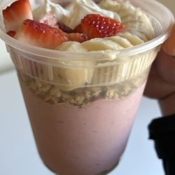 New Gen Nutrition - Strawberry protein bowl