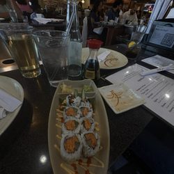 Spicy Salmon Roll
