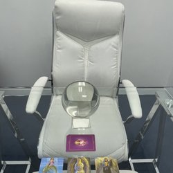 Psychic Readings by Spiritualist Samantha